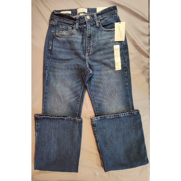 Women's Universal Thread High Rise Flare Jeans 2R Blue - Picture 2 of 6